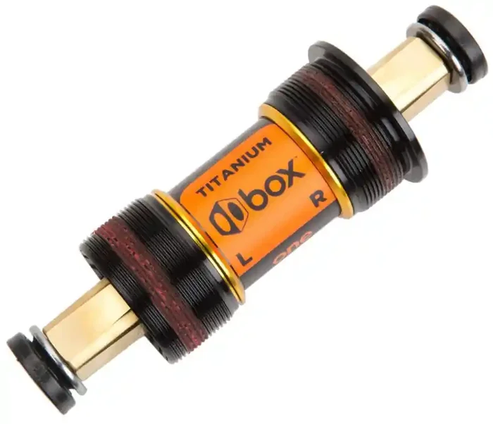 BOX ONE SQUARE TAPER TITANIUM/CARBON BOTTOM BRACKET