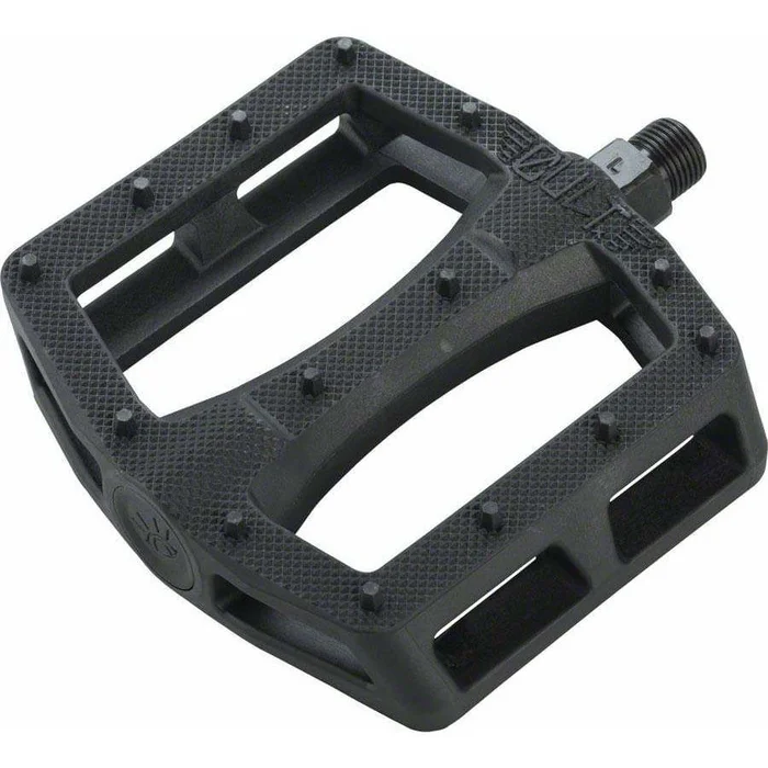 Cult Dak Pedals – Platform Composite/Plastic 9/16″ Black