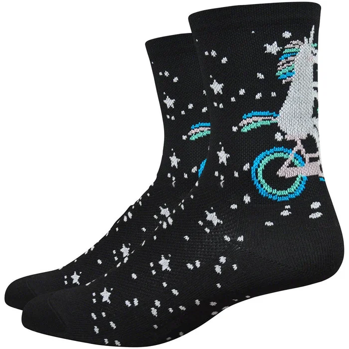 DeFeet Aireator Unicorn Women’s Bike Socks – Black