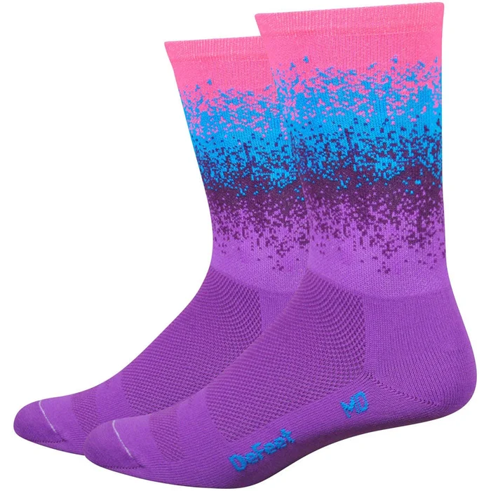 DeFeet Aireatro Barnstormer Women’s Ombre Bike Socks – Purple