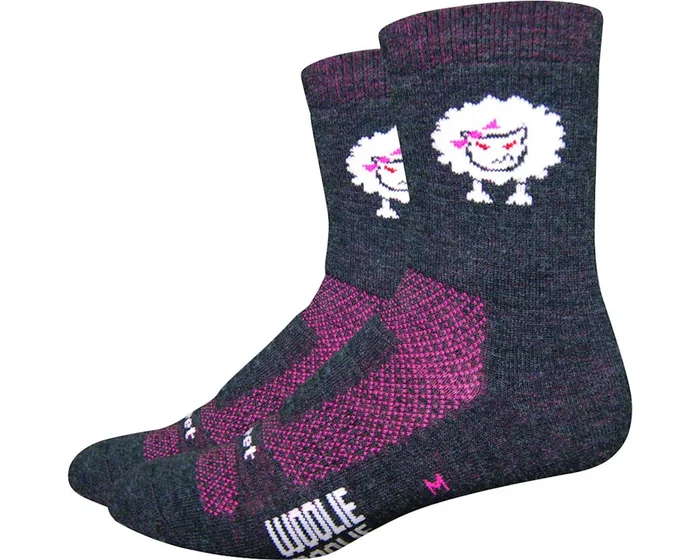 DeFeet Woolie Boolie 4″ Baaad Sheep Sock (Charcoal/Neon Pink) (L)