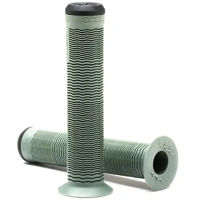 DUO COREY MARTINEZ GRIPS