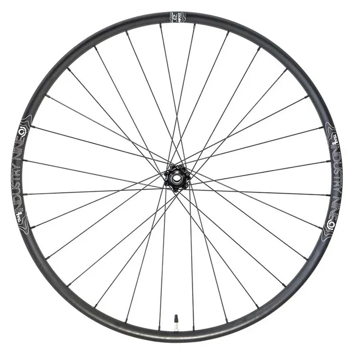 Industry Nine Trail S Hydra Wheel, Front, 29‘‘ / 622, Holes 28, 15mm TA, 110mm Boost, Disc IS 6-bolt