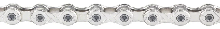 KMC e1 Chain – Single Speed 3/32″ 110 Links Silver