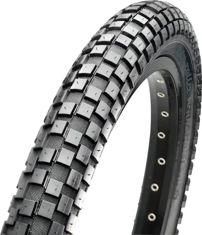 Maxxis Holy Roller Tire – 26 x 2.4, Clincher, Wire, Black, Single TB74180100