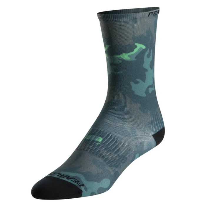 Pearl Izumi Pro Tall Men’s Mountain Bike Socks – Green