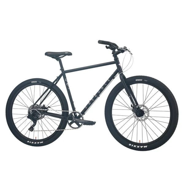 WEEKENDER ARCHER – Matte bLACK